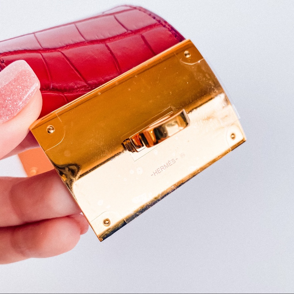 SOLD HERMÈS Kelly Dog Extreme cuff red alligator gold - Picture 3 of 12